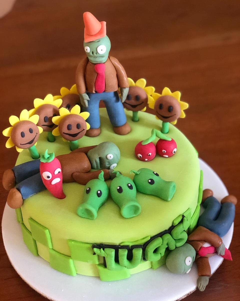 pastel de plantas contra zombies