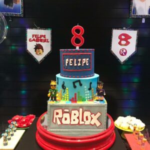 fiesta tematica de roblox para niños pastel
