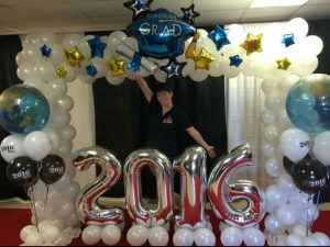 marcos de globos para fiestas de graduacion