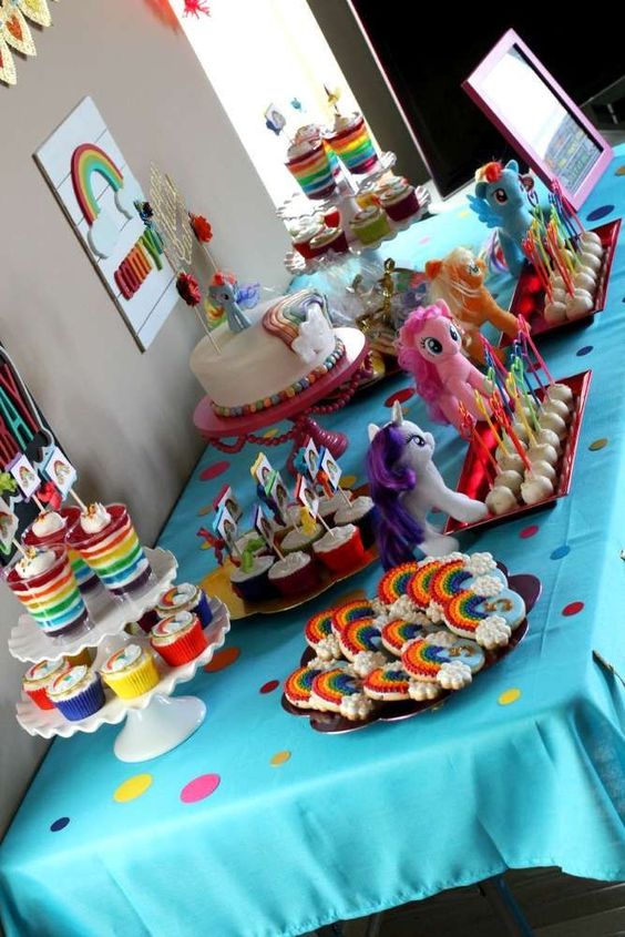 mesa de dulces para fiesta de my little pony
