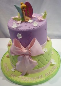 pastel para fiesta infantil con tematica de campanita