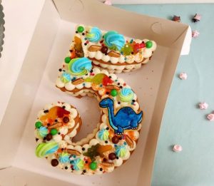 pasteles modernos para fiestas infantiles de numeros para niños