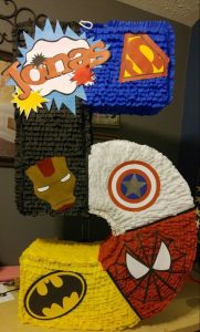 piñata para fiesta infantil de Super heroes