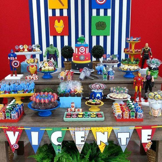 Como decorar Mesa del pastel en Cumpleaños de Avengers