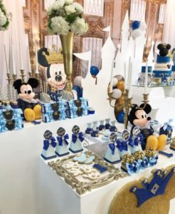 Mesa de dulces para Fiestas de Mickey Mouse príncipe