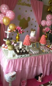 Fiesta de minnie mouse rosa decoración mesa de dulces