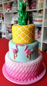 Diseño de pastel para fiesta tropical