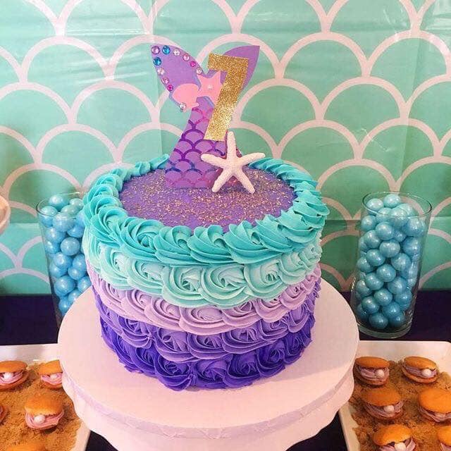 Diseño de pasteles para fiesta de sirenita 