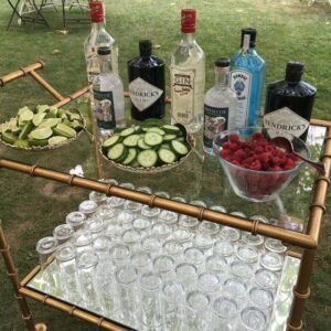 Mesa de bebidas para fiesta