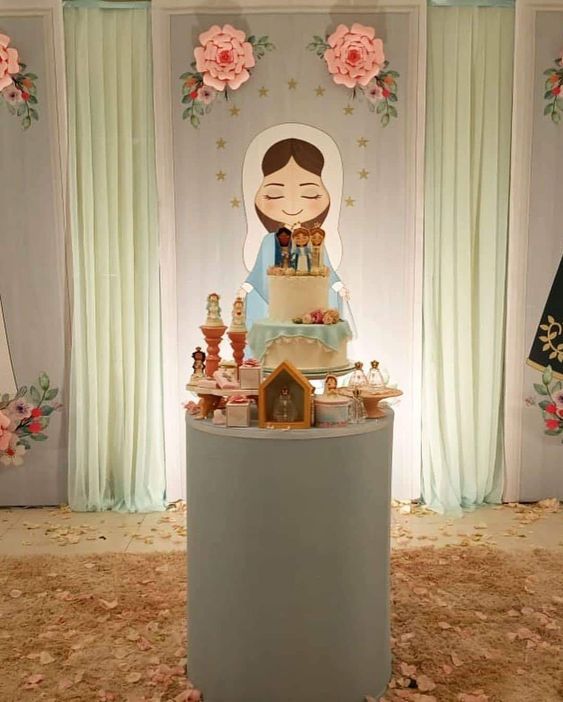 ideas para decorar la mesa del pastel en una fiesta de la virgen de guadalupe