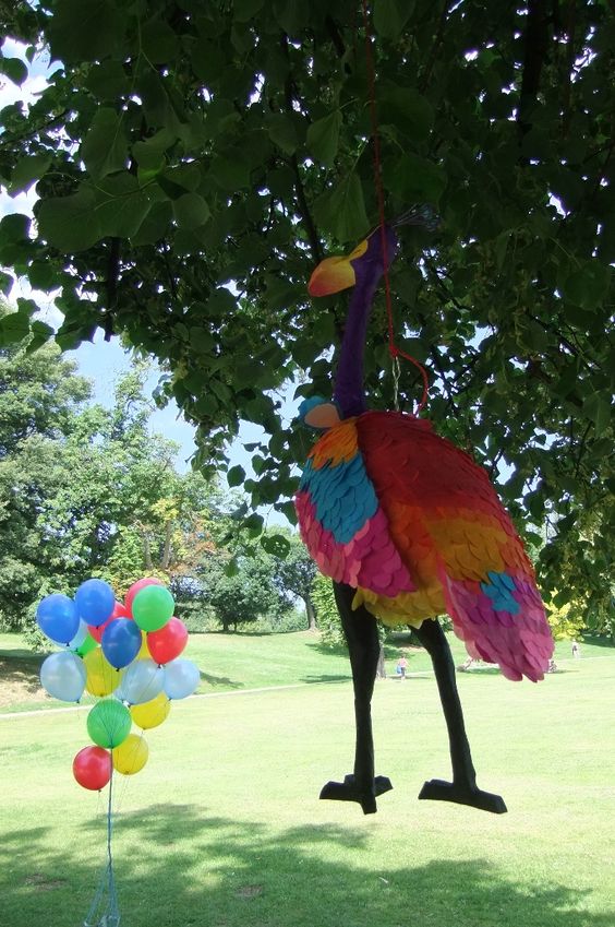 piñata para un cumpleaños de aventura de altura