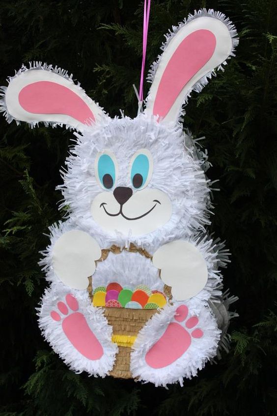 piñata para un cumpleaños de conejos