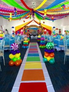 decoración de salón para fiesta infantil candy land