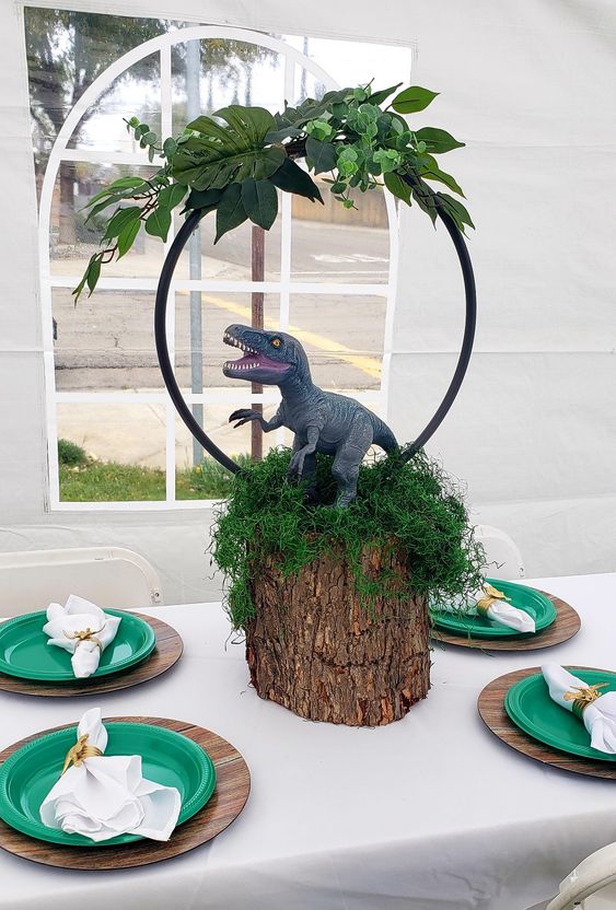 centros de mesa para fiesta de dinosaurios - Ideas para fiestas