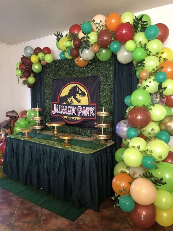 mesa principal para fiesta de dinosaurios 1 - Ideas para fiestas